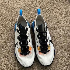 Nike react size 5.5